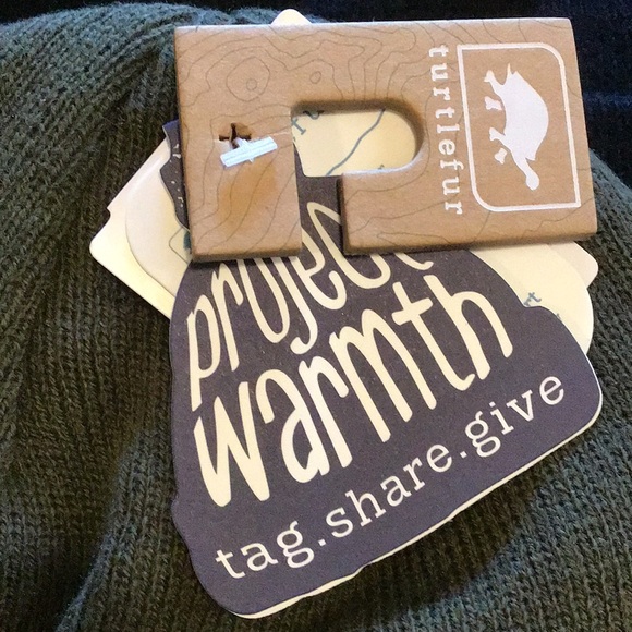 Turtle Fur Explorer Knit Beanies in Moss Green and Black- Set of 2 NEW WITH TAGS - Picture 2 of 8